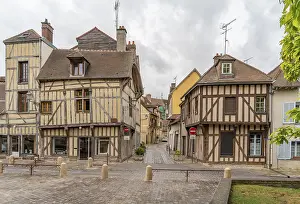 Traditional European Architecture Imprime: Impression of Troyes