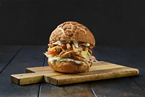 Beef Meat Nutrition Facts Imprime: Large burger with pulled beef