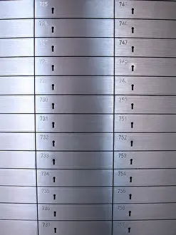 Multicoloured Objects Imprime: Locker