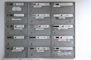 Urban Residential Buildings Imprime: Mailboxes