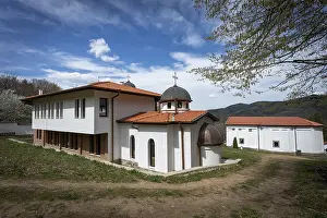 Southeastern European Landscapes Imprime: The Monastery of St