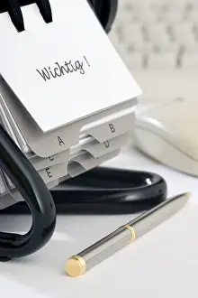 Time Management Tools Imprime: Notepad on desk, important, note