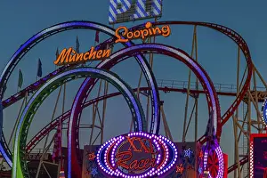Munich Amusement Ride Imprime: Olympic five-loop, rollercoaster