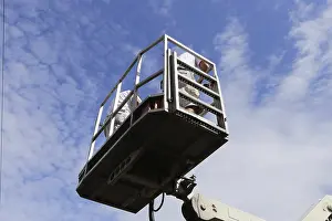 Construction Equipment Operator Imprime: Painter on a working platform