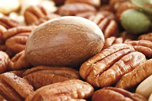 Full Frame Food Imprime: Pecans and mixed nuts, full format