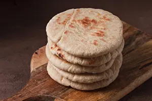 Pita Bread Stack Imprime: Pita bread, stack, on the table, no people