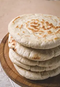 Pita Bread Stack Imprime: Pita bread, stack, on the table, no people