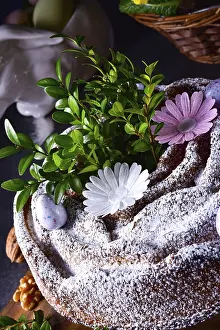 Polish Easter Cake Imprime: Polish Easter cake with nuts and chocolate