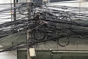 Energy Saving Solutions Imprime: Power lines Cable clutter