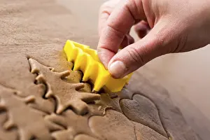 Homemade Gingerbread Recipe Imprime: Preparing easter gingerbread cookies