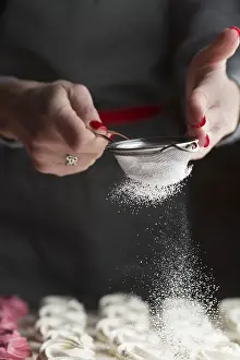 Confectionery Production Imprime: The process of making marshmallow