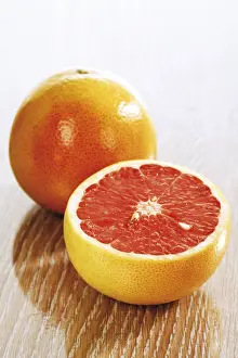 Ruby Red Grapefruit Imprime: Ruby Red Grapefruit (Citrus)