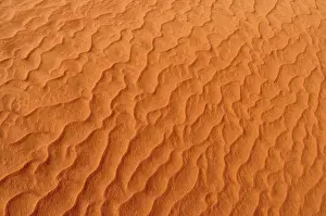 Desert Surface Texture Imprime: Sand patterns on the surface of a red dune