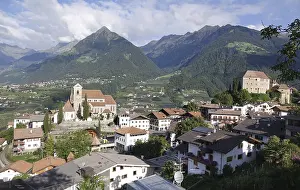 Northern Italy Burial Site Imprime: Schenna