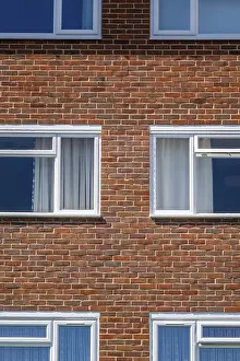 Classicistic Exterior View Imprime: Shapes and pattern of four windows in a block of flats