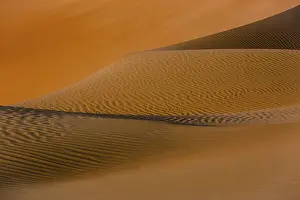 Empty Quarter UAE Imprime: Shapes, structures and patterns