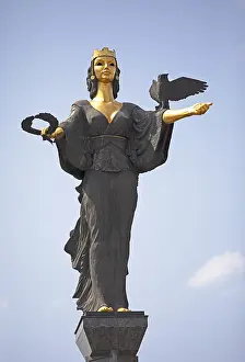 Blue Sky Memorial Site Imprime: Sofia statue, city symbol, Sofia