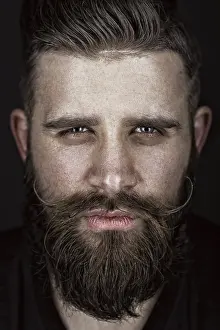 Bearded Man Imprime: A solid man with a beard and mustache