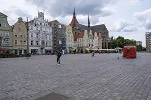 Imágenes Con fecha de 9 de junio de 2024: Rostock historic square print