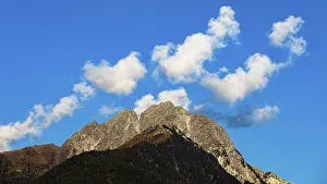 Cumulus Humilis Cloud Europe Imprime: Spring clouds over the Ifinger Peak