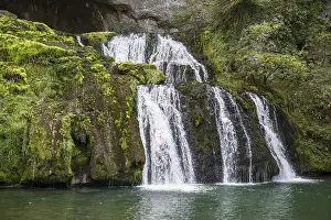 Bourgogne Franche Comte Landscape Imprime: Spring and waterfall, Source du Lison