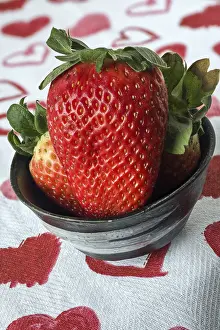 Strawberry Still Life Imprime: Strawberries