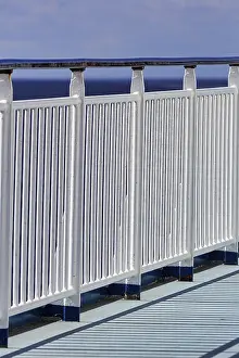 Baltic Sea Ferry Imprime: Sturdy railing, railing on the outer deck of a ferry