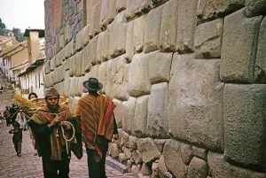 Peruvian Historical Landmarks Imprime: Subtitle: Inca palace wall, Cuzco, Peru, South America 1962, South America