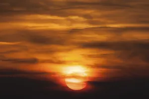Overcast Sky Photography Imprime: Sunset with Cloudy Sky Germany