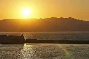 Venetian Sea Fortress Imprime: Sunset, evening light, backlight