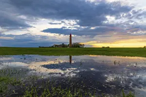Baltic Sea Evening Atmosphere Imprime: Sunset reflection at Flugge lighthouse