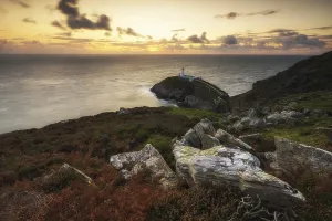 Holy Island Wales Imprime: Sunset at South Stack Lighthouse