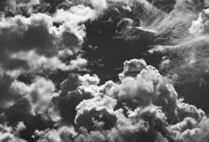 Cumulus Humilis Cloud Formation Imprime: SW image, dramatic cloudscape with (cumulus) clouds
