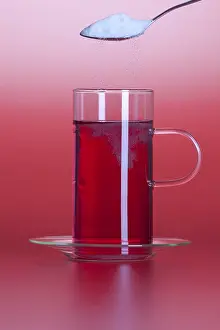 Red Coloured Rose Hip Imprime: Tea
