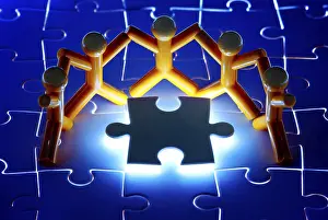 Handicraft Tool Image Imprime: Team work on solving puzzle problem