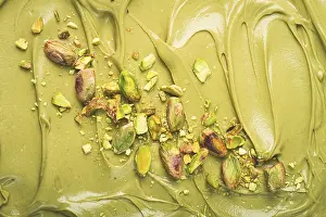 Healthy Eating Ingredients Imprime: The texture of pistachio paste