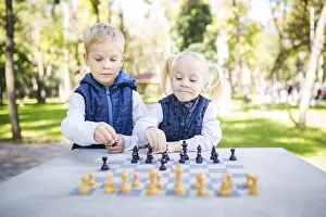 Family Game Night Imprime: The topic children learning, logical development
