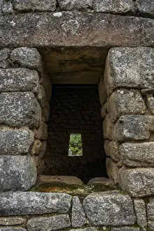 Cusco Region Tourist Attraction Imprime: Detail of a trapezoidal window