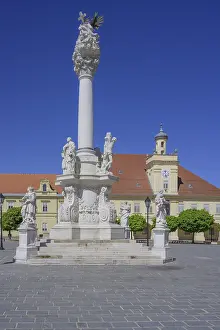 Croatian Architecture Photos Imprime: Trinity Column on the main square of Tvrđa
