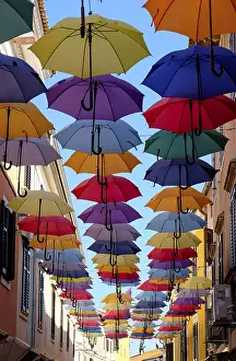 Eastern European Umbrellas Imprime: Umbrellas