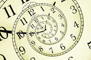 Mechanical Clock Details Imprime: Detail of a used mechanical clock with hypnotic quadrant
