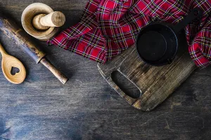 Rustic Kitchen Table Imprime: Useful kitchen cooking stuff on rustic table