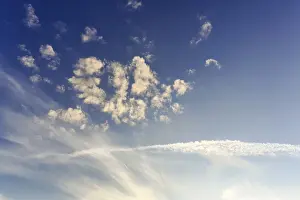 Contrail Aviation Industry Imprime: Various cloud formations, Cumulus