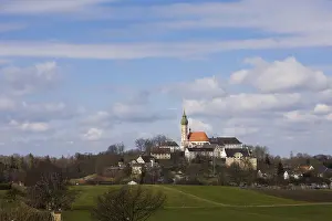 Andechs Monastery Imprime: View of the Andechs Monastery in spring