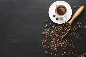 Top View Coffee Imprime: Top view coffee with beans table