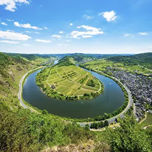 Germany River View Imprime: View of the Moselle loop, Bremm