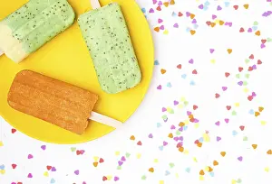 Ice Cream Meal Ideas Imprime: Top view popsicles plate