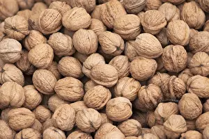 Empty Food Still Life Imprime: Walnuts