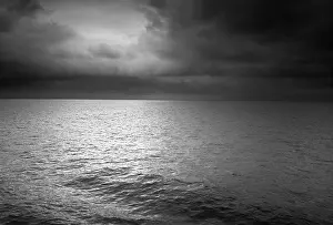 Cloudy Waterfront Scene Imprime: Wave
