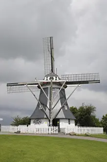 Wind Wheel Structure Imprime: Werdumer Muhle, Werdum, windmill